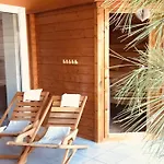 Domaine De La Ronce 度假居 *
